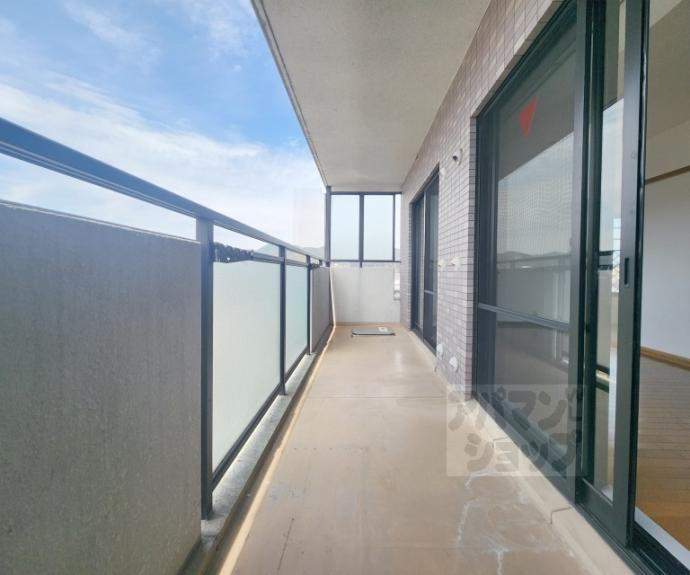 【グランドゥール太秦】間取