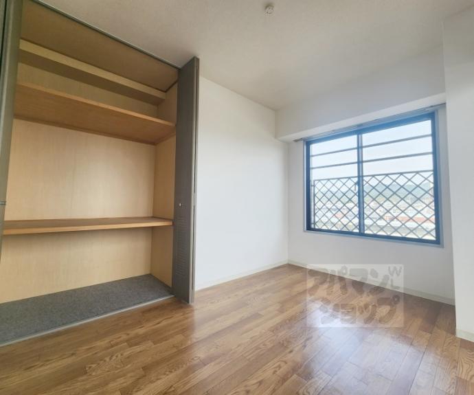 【グランドゥール太秦】間取