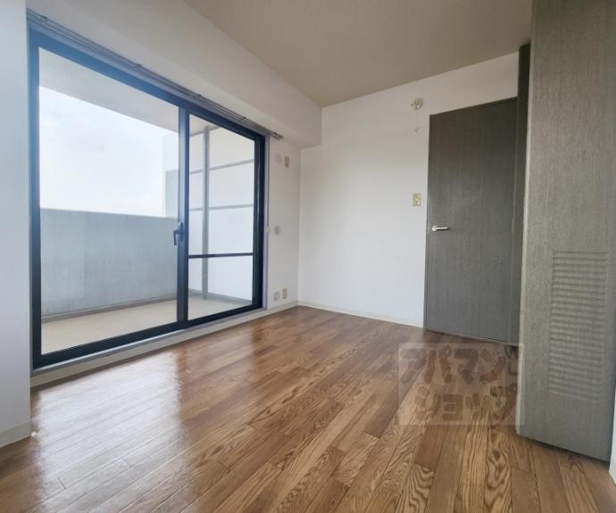 【グランドゥール太秦】間取