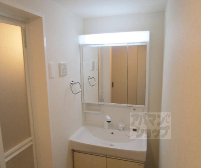 【セレニティ宮野和】間取