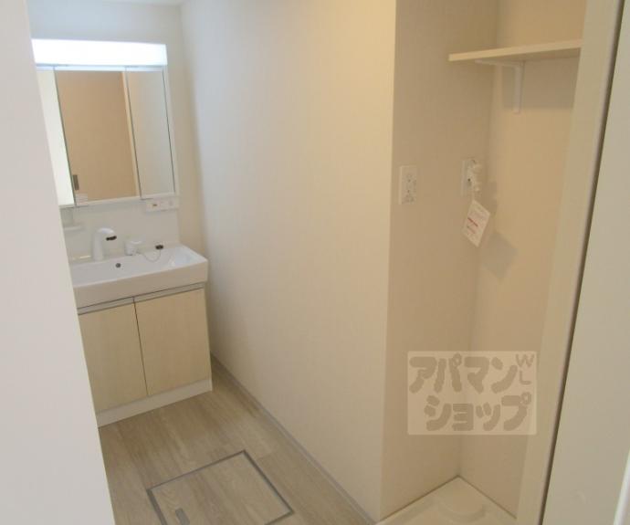 【セレニティ宮野和】間取