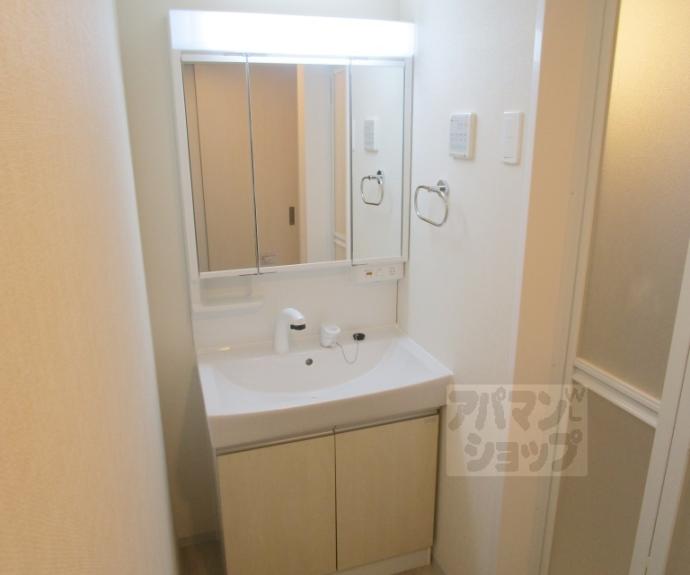 【セレニティ宮野和】間取