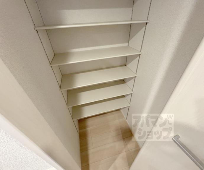 【アーバンコート堀川西】間取