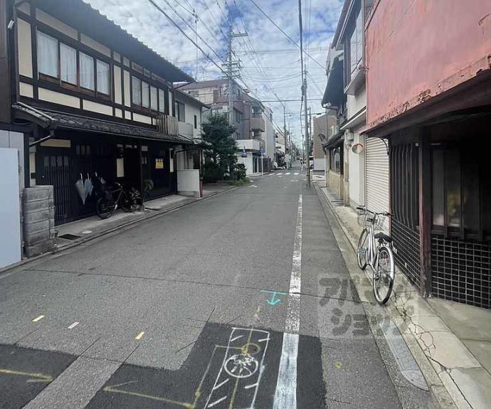 【アーバンコート堀川西】間取