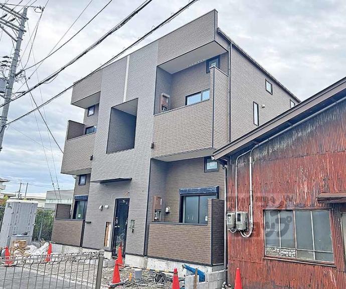 【ハーモニーテラス稲荷悠苑】間取