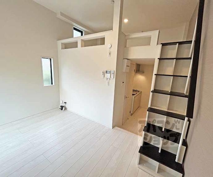 【ハーモニーテラス稲荷悠苑】間取