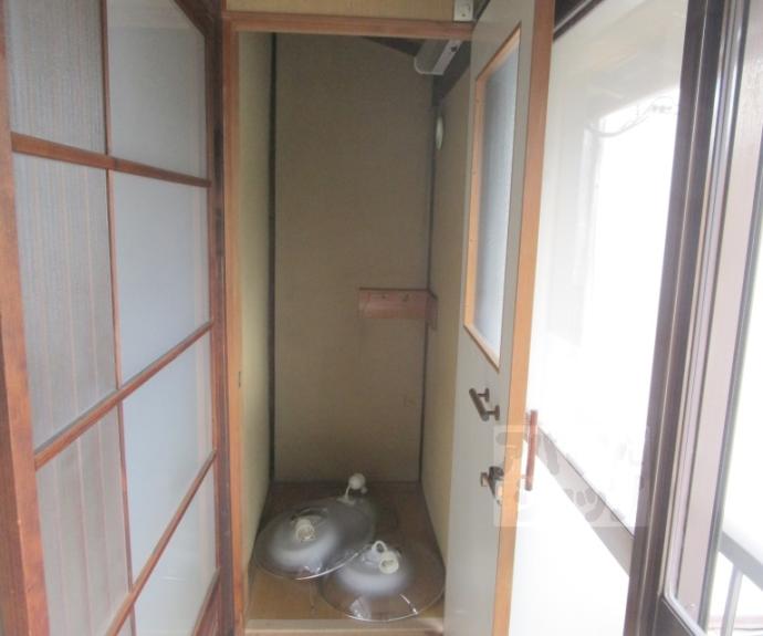 【紫野上築山町貸家３８－１】間取