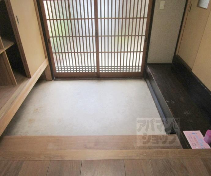 【紫野上築山町貸家３８－１】間取