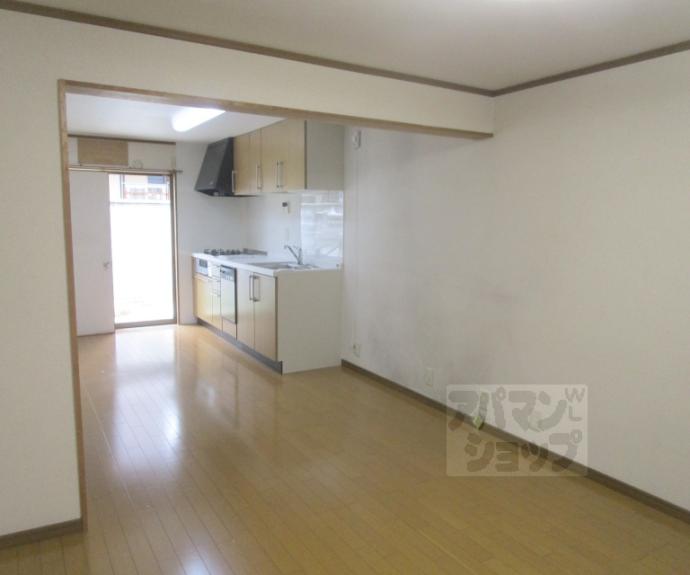 【紫野上築山町貸家３８－１】間取