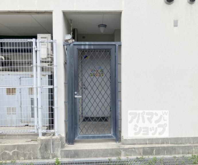 【ＪＲ並河駅前ビル】間取