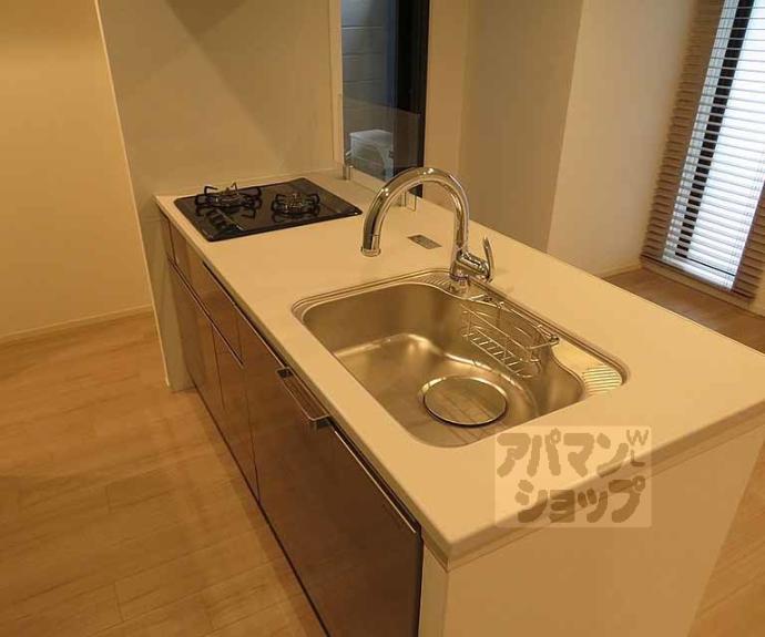 【ＳＴＡＮＤＺ京都二条】間取