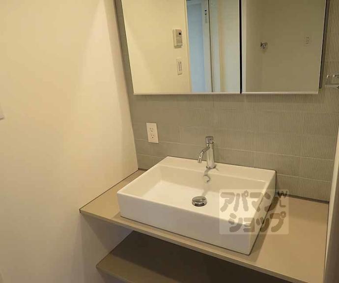 【ＳＴＡＮＤＺ京都二条】間取