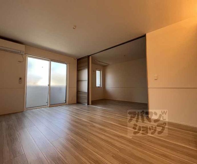 【エンラージ西院】間取