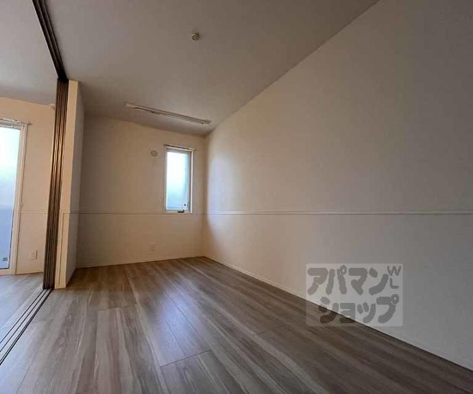 【エンラージ西院】間取