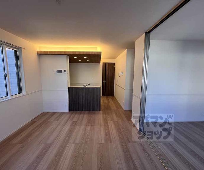 【エンラージ西院】間取