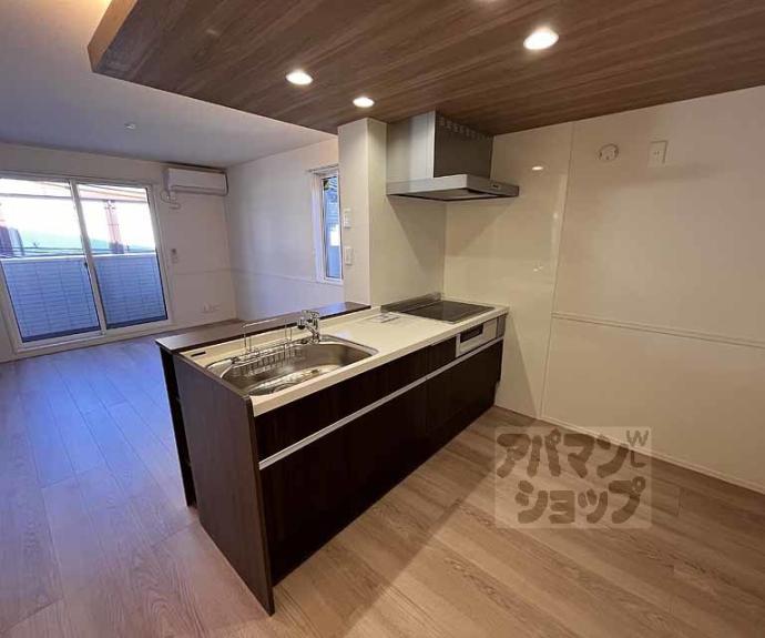 【エンラージ西院】間取