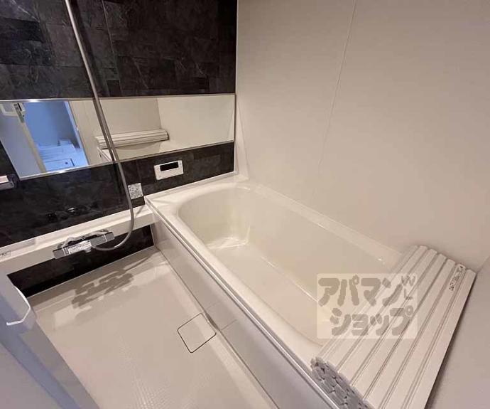 【エンラージ西院】間取