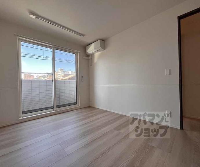 【エンラージ西院】間取