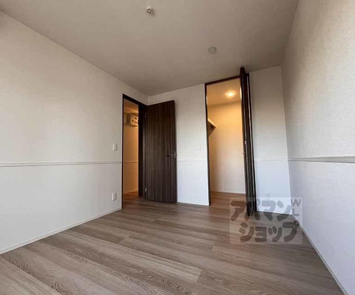 【エンラージ西院】間取