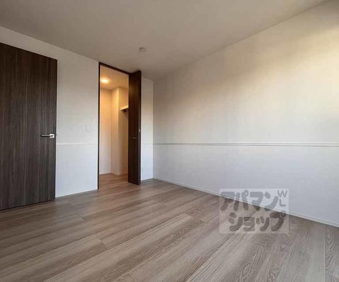 【エンラージ西院】間取