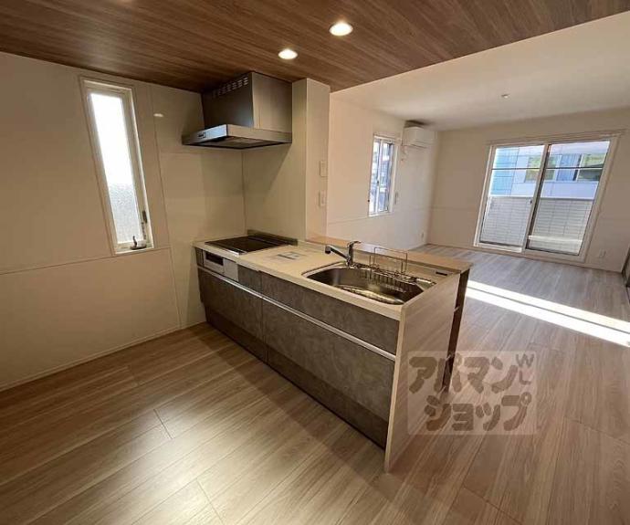 【エンラージ西院】間取