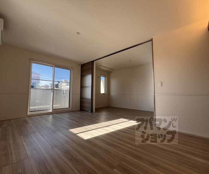 【エンラージ西院】間取