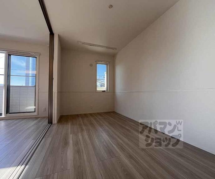 【エンラージ西院】間取