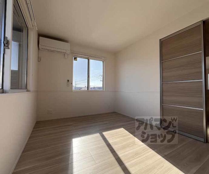 【エンラージ西院】間取