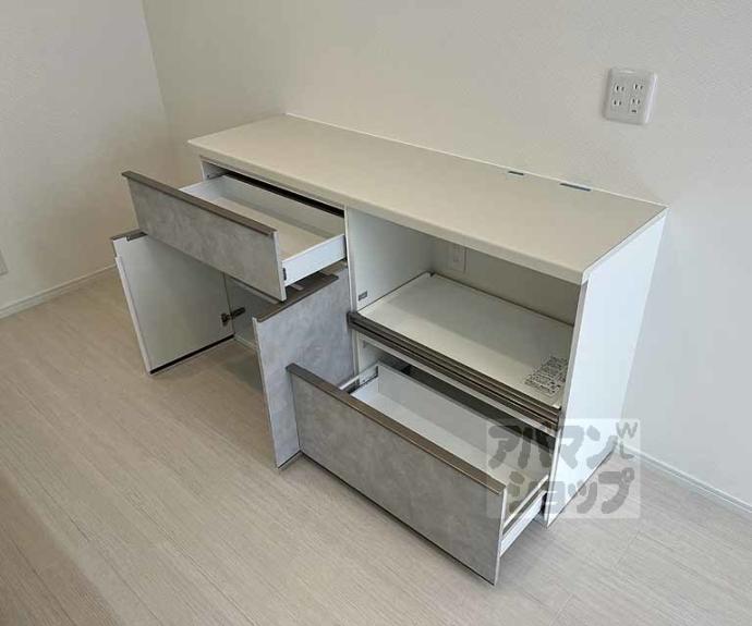 【ＴＨＥ　ＡＺＡＬＥＡ（長岡京天神一丁目計画）】間取