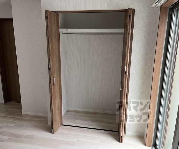 【ＴＨＥ　ＡＺＡＬＥＡ（長岡京天神一丁目計画）】間取