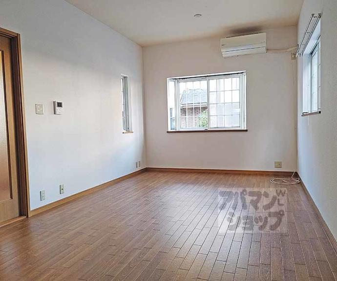 【羽束師菱川町貸家】間取