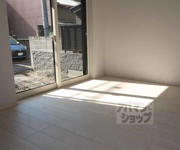 【ＲＥＧＡＬＥＳＴ五条大宮】間取