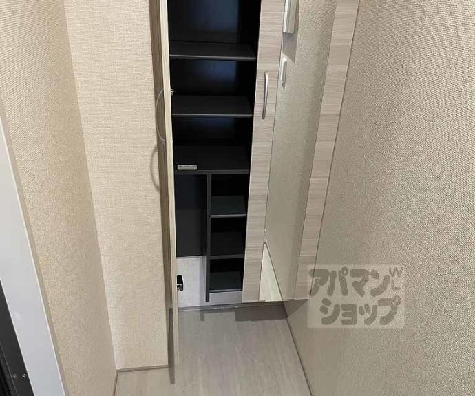 【GRAMM桂北滝川 C棟】間取