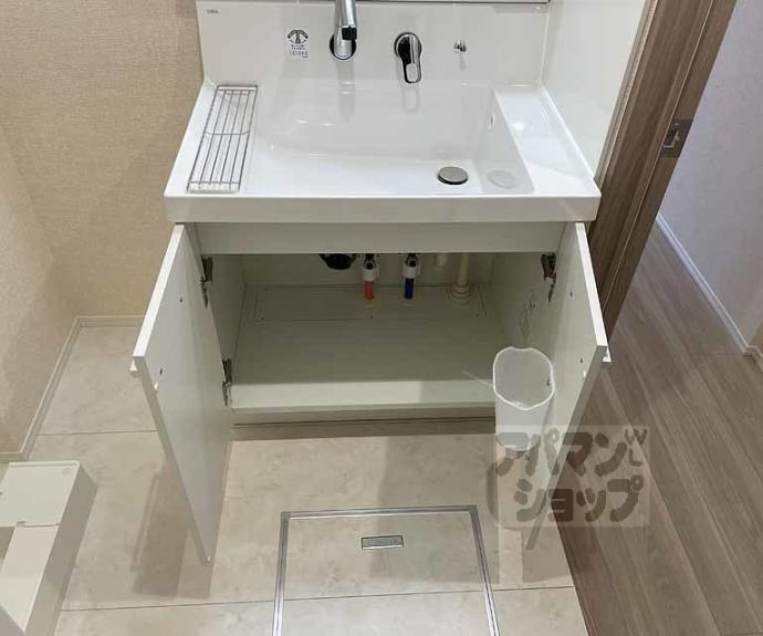 【GRAMM桂北滝川 C棟】間取