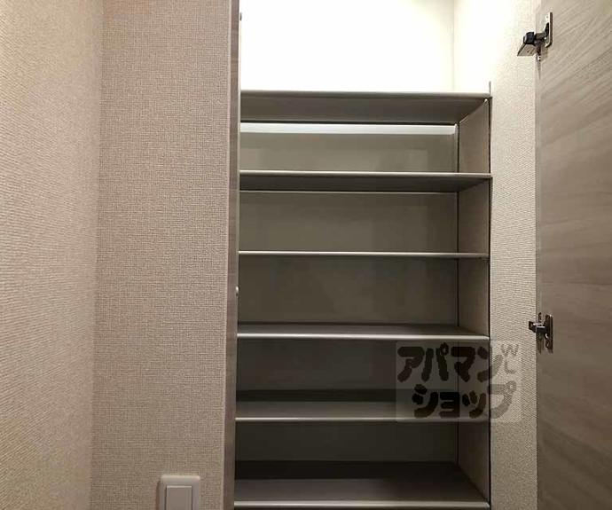 【ＧＲＡＭＭ桂北滝川　Ｃ棟】間取