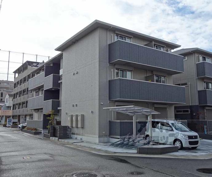 【GRAMM桂北滝川 C棟】