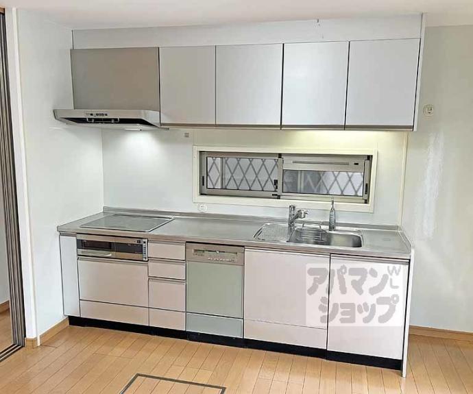 【伏見区淀美豆町戸建貸家】