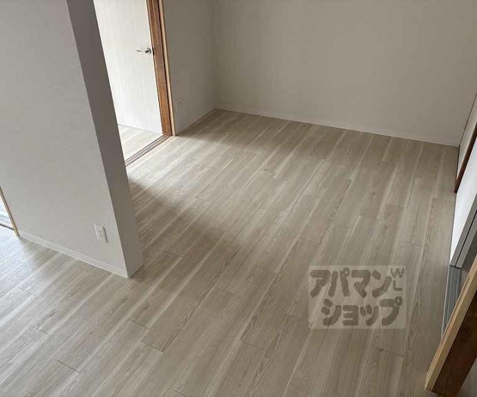 【寺戸町西垣内貸家】間取