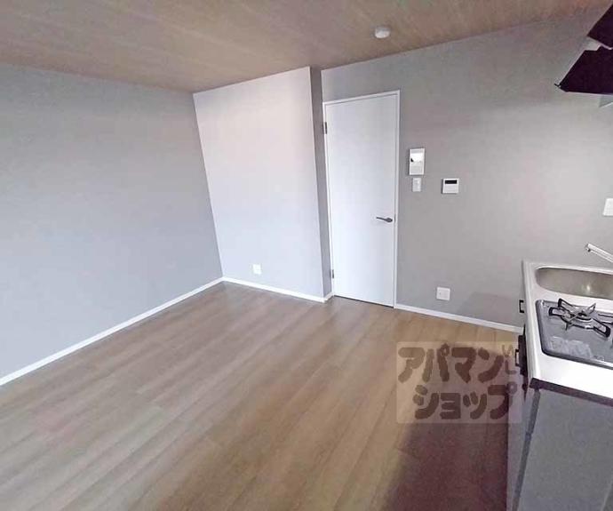 【Ｃａｓａ　Ｗｏｏｄ　丹波橋】間取