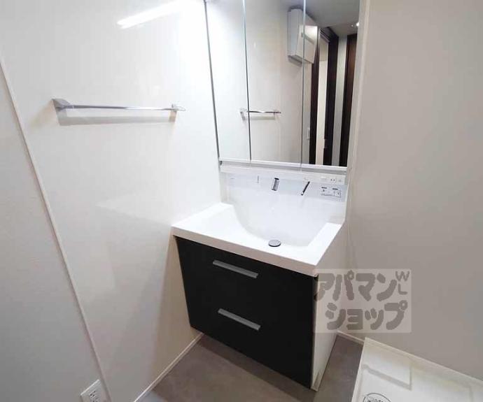 【ＦｏｒｅｓｔＭａｉｓｏｎ堀川御池】間取