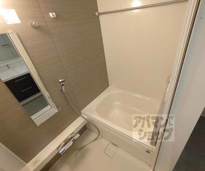 【ＦｏｒｅｓｔＭａｉｓｏｎ堀川御池】間取