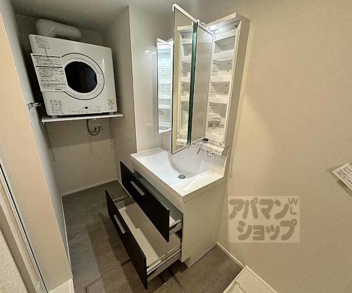 【ＦｏｒｅｓｔＭａｉｓｏｎ堀川御池】間取