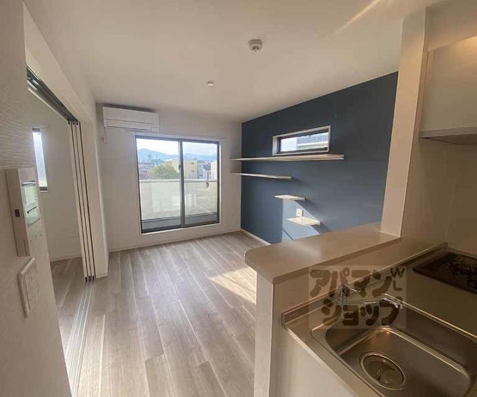 【ＦＯＲＣＥ西院】間取