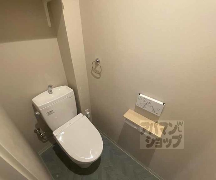 【ＦＯＲＣＥ西院】間取