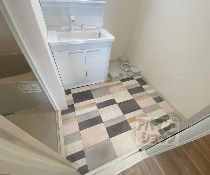 【ＦＯＲＣＥ西院】間取