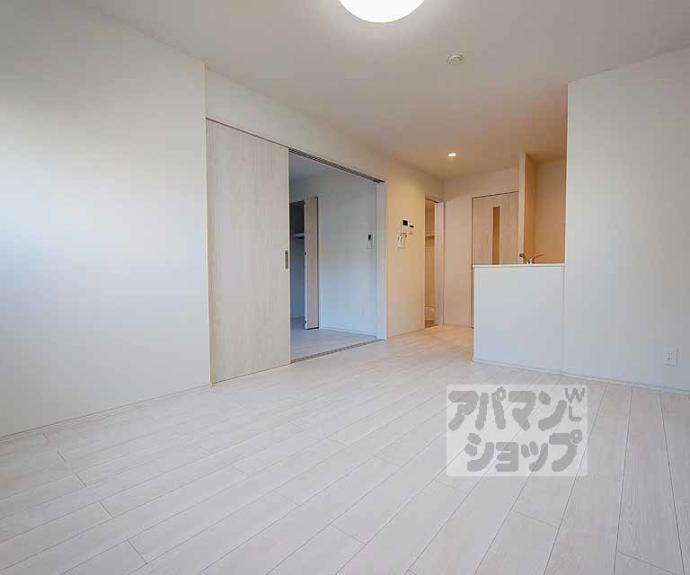 【ボヌール太秦】間取