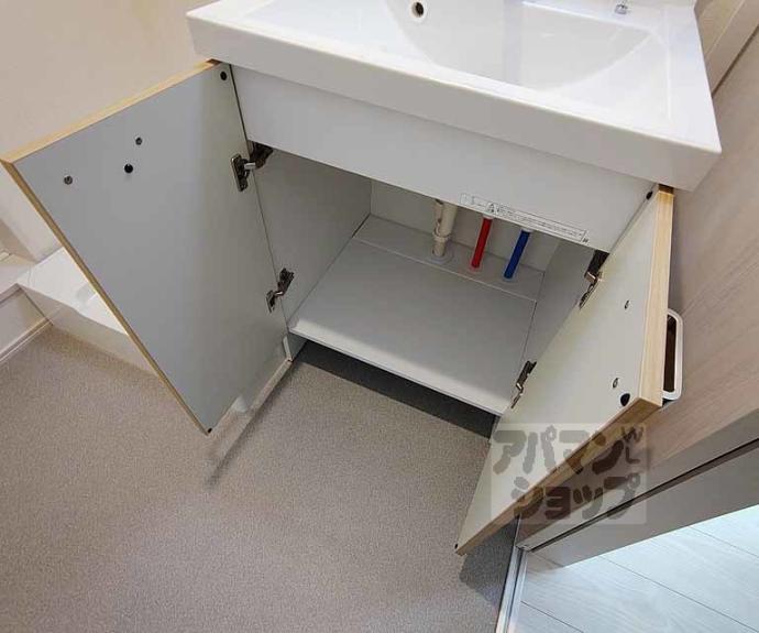 【ＥＭＢＥＬＬＩＲ　ＣＯＣＯ】間取