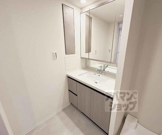 【レジデンス　ザ　京都東山大和大路】間取