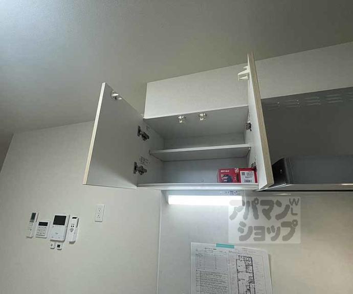 【ＥＭＢＥＬＬＩＲ　ＣＯＣＯ】間取