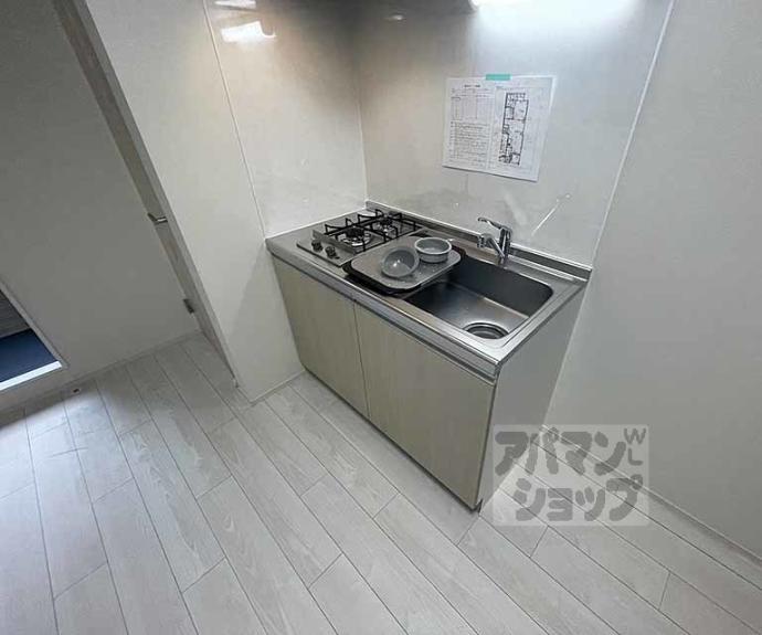 【ＥＭＢＥＬＬＩＲ　ＣＯＣＯ】間取